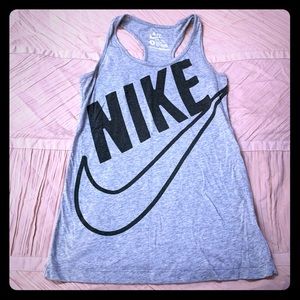 Nike slim fit tank top size small